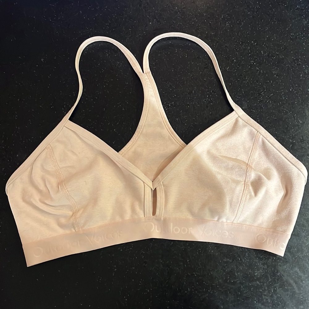 Outdoor Voices Steeplechase Cutout sports bra in light pink